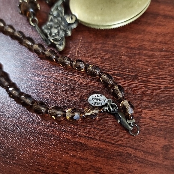 Sweet Romance vintage Beaded Locket - Picture 8 of 8